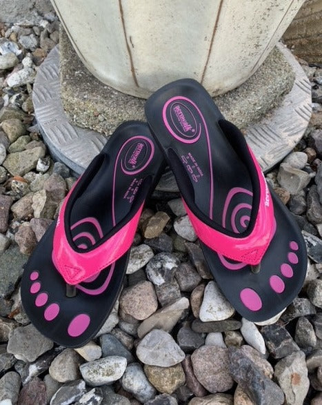 NYHED - en smart Aerowalk sandal i pink lak