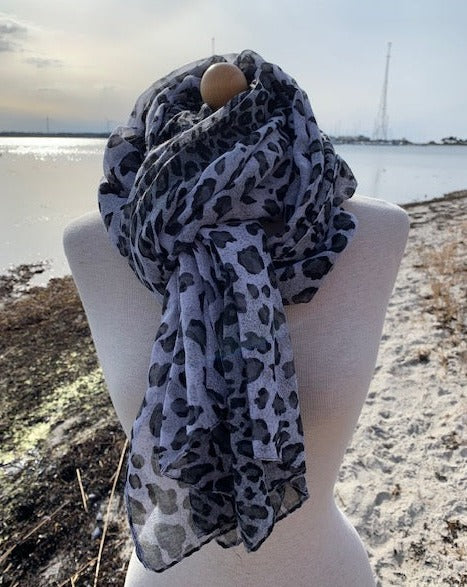 Smarte tørklæder med leopard print (lilla - grøn)